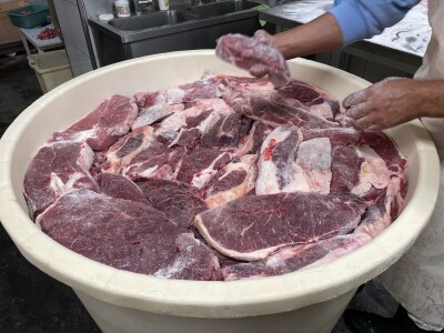 I visočki faraoni bi mastili brkove Babićevom pečenicom