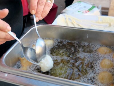 : Iako su ulja vrhunske kvalitete, istarski maslinari nezadovoljni randmanom. Zbog suše i kiše, ulja će na tržištu biti manje uz neznatan porast cijena zbog poskupjele prerade – zaključuju senzorni oc