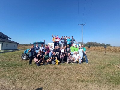 II međunarodno takmičenje u ručnoj berbi kukuruza II međunarodno takmičenje u ručnoj berbi kukuruza