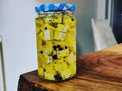 Ika farm u Nikincima bavi se proizvodnjom koza