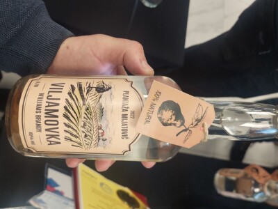 Ilija Mijatović, organska rakija od krušaka