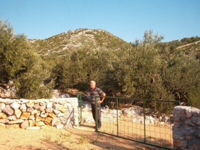 Jozo je radio pod paskom i savjetima struke, primjenjujući pritom sve suvremene agrotehničke mjere