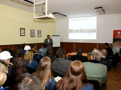 Testiranje đubriva KAN na oglednom polju kukuruza