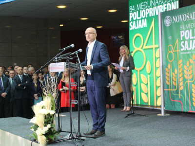 Miloš Vučević, gradonačelnik Novog Sada