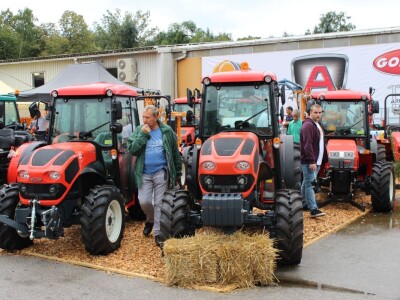 Poljoprivredna mehanizacija za sajmu u Gornjoj Radgoni