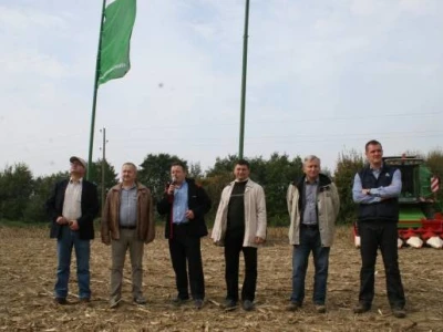 Pioneer dani polja kukuruza