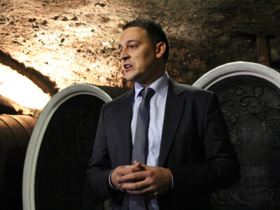 Josip Vitez, direktor prodaje i marketinga vina Josip Vitez, direktor prodaje i marketinga vina