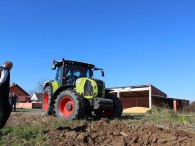 Traktor Claas Arion CIS 630 Traktor Claas Arion CIS 630