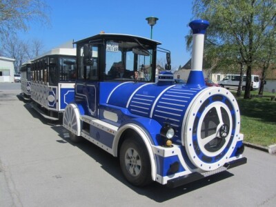 Agrarni novinari iz Novog Sada u poseti Iločkom podrumu