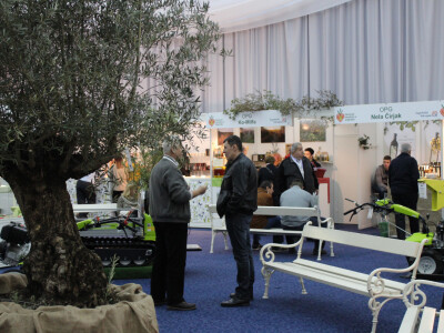 Sajam, mjesto susreta