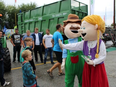Poljoprivredna mehanizacija za sajmu u Gornjoj Radgoni