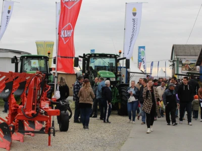 John Deere i Kuhn