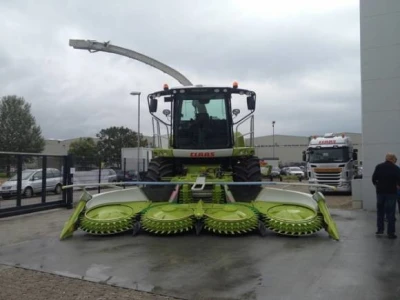 CLAAS kombajn