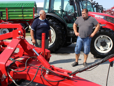 Farm Show, dan drugi - ljudi i strojevi