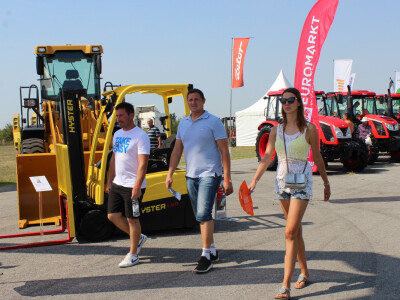 Farm Show, dan drugi - ljudi i strojevi