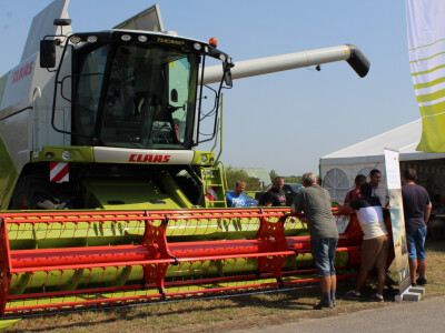 Farm Show, dan drugi - ljudi i strojevi