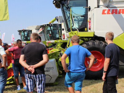 Farm Show, dan drugi - ljudi i strojevi
