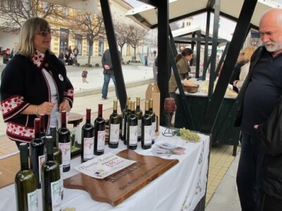 Na ceremoniji krštenja mladog vina gosti iz Slovenije, Dalmacije i Istre