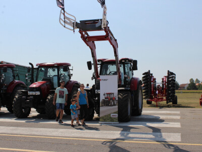 Farm Show, dan drugi - ljudi i strojevi