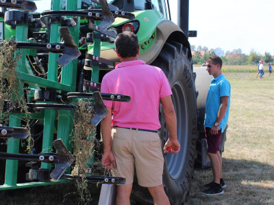Farm Show, dan drugi - ljudi i strojevi