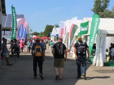 Priredbu AGRA je 2014. godine posetilo 128.000 posetilaca