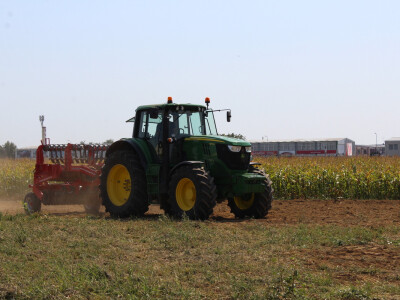Farm Show, dan drugi - ljudi i strojevi