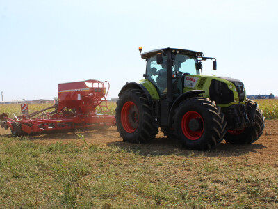 Farm Show, dan drugi - ljudi i strojevi