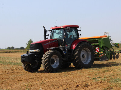 Farm Show, dan drugi - ljudi i strojevi
