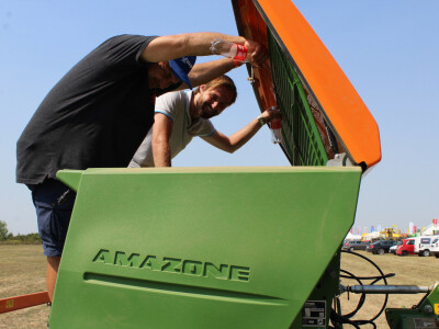 Farm Show, dan drugi - ljudi i strojevi