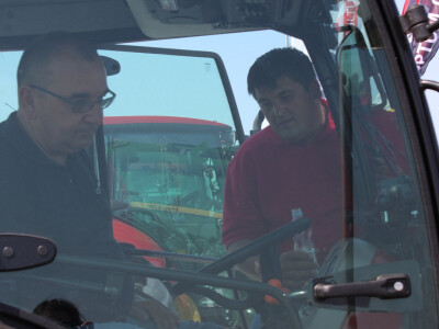 Farm Show, dan drugi - ljudi i strojevi