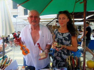 Razni proizvodi od ruže