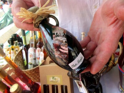 Ocat u atraktivnoj boci