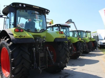 Claas traktori