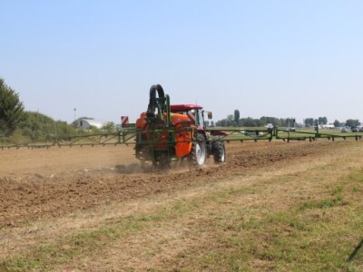 Prskalica na demonstraciji