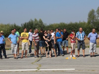 Utrka ubrzanja traktora na 100 metara!