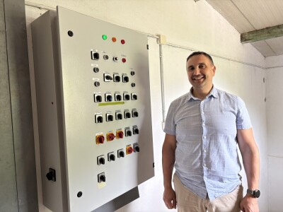 Kako izgleda farma s rashladnim saćem?