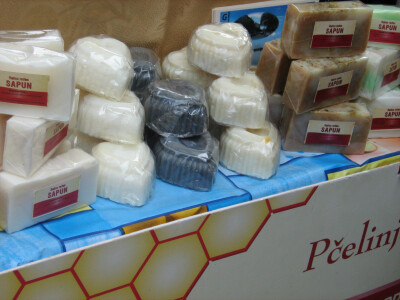 Sapune izrađuju ručno