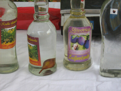 Plod kruške u rakiji