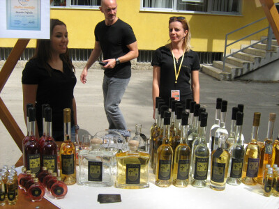 Imanje Rajnovača - rakije i likeri