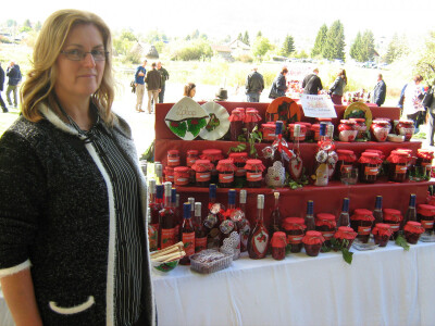 Mirjana Pećanac - štand na Danima drvarske drenjine