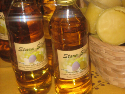 Rakija šljivovica porodice Arnautović