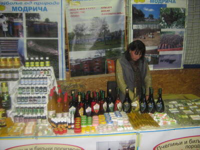 Pčelinji i biljni proizvodi porodice Janković iz Modriče