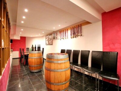 OCJENJIVANJE VINA ViNin 2018 Vinar Trifun Poljak: Moje vino, koje je državni Zavod za vinarstvo ocijenio vrhunskim,  lokalni enolozi svrstali u nižu kategoriju! OCJENJIVANJE VINA ViNin 2018 Vinar Trifun Poljak: Moje vino, koje je državni Zavod za vinarstvo ocijenio vrhunskim,  lokalni enolozi svrstali u nižu kategoriju!