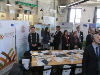 Štand na kome su predstavljeni poljoprivredni projekti