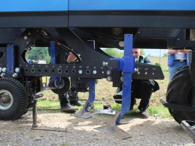 Poljonova prezentacija ViniBotovog robota Bakus