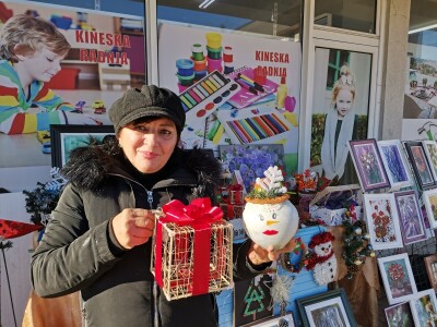 Ljiljine novogodišnje dekoracije od prirodnih i recikliranih materijala