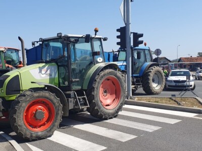 Blokirana granica u Orašju
