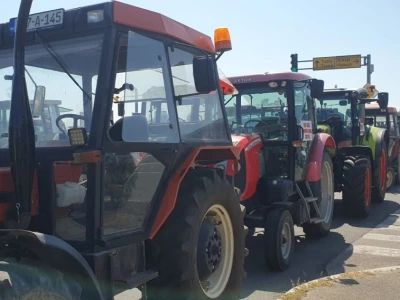 Blokirana granica u Orašju