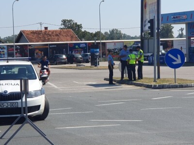 Blokirana granica u Orašju