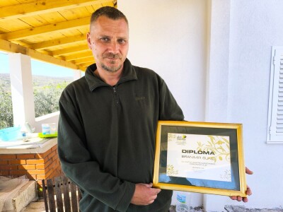 Did Mirko, sin Branimir i unuk Vid oživili didovinu u Rodaljicama Did Mirko, sin Branimir i unuk Vid oživili didovinu u Rodaljicama